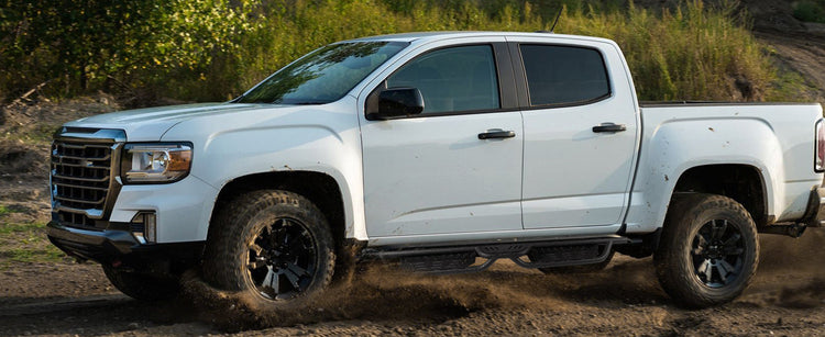 How to Choose the Right Running Boards for Your Truck (Material, Fitment & Style)